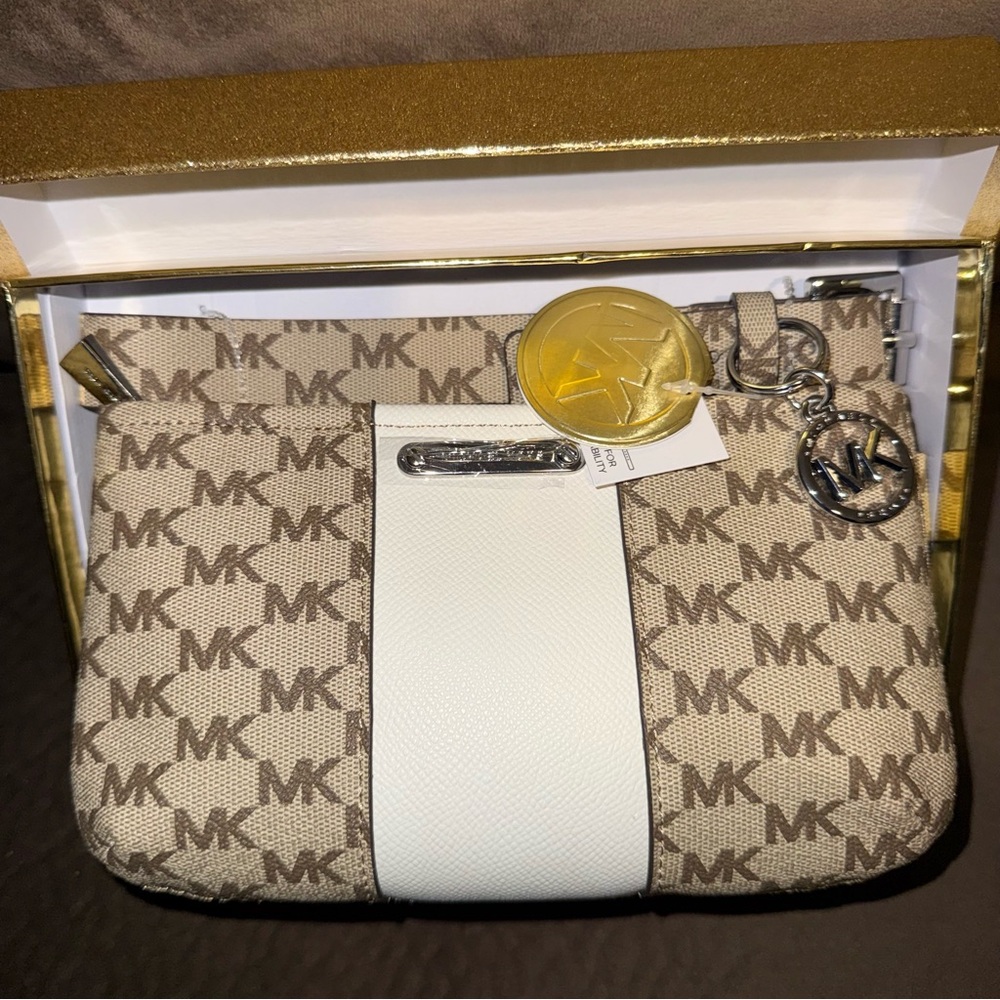 Michael Kors Signature Logo Adjustable Belt Bag Tan/White New with Tags and Box